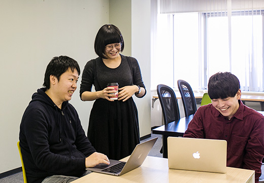 インタビュー写真